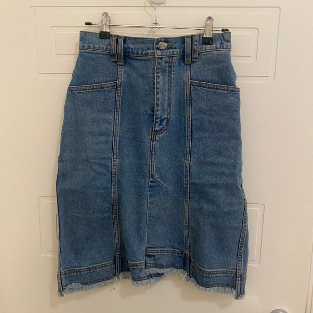 Aje - Penelope Denim Skirt - Classic Wash, Size 8 - Picture 3 of 5